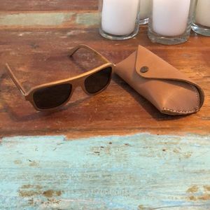 Shwood Polarized Sunglasses with all leather case